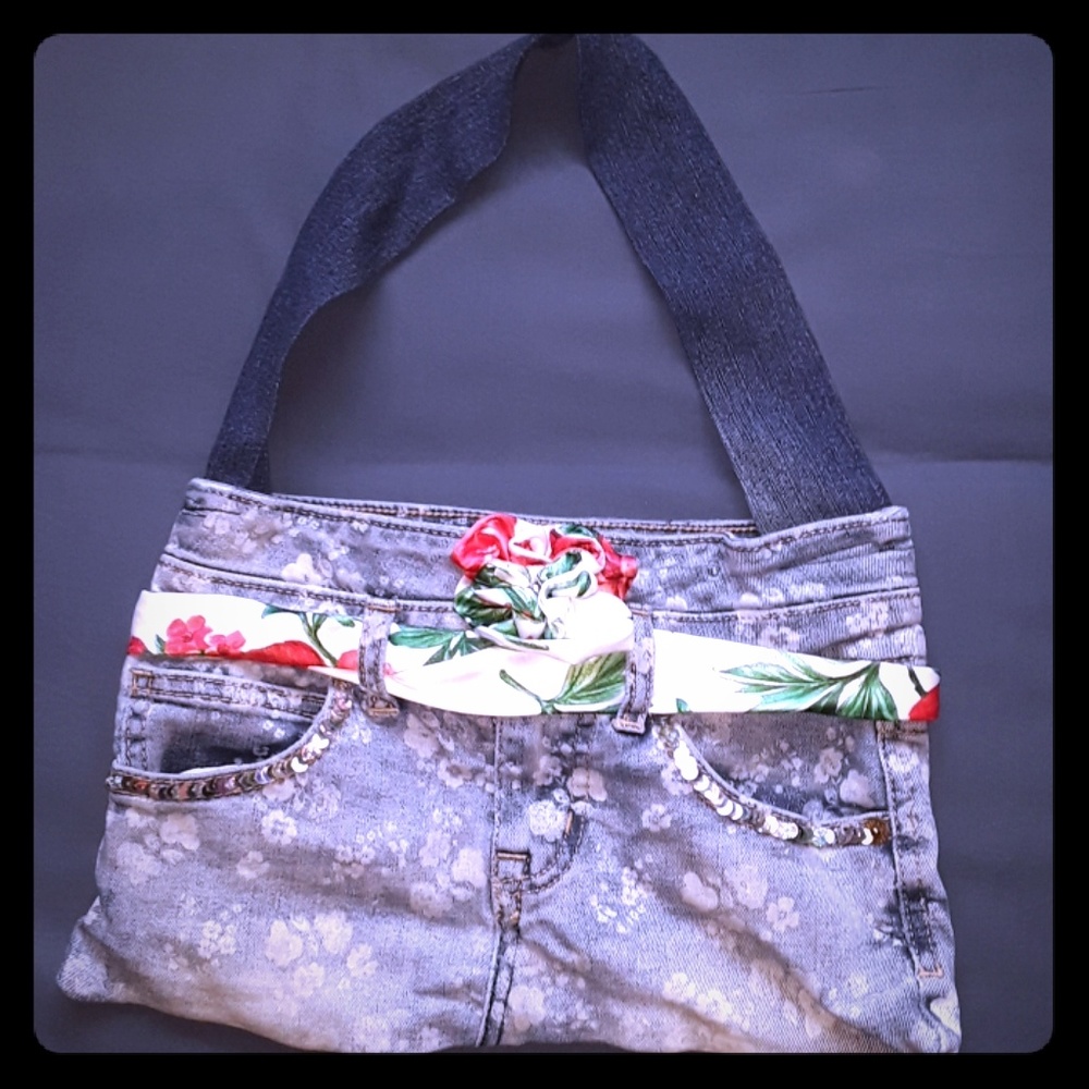 Kid purse